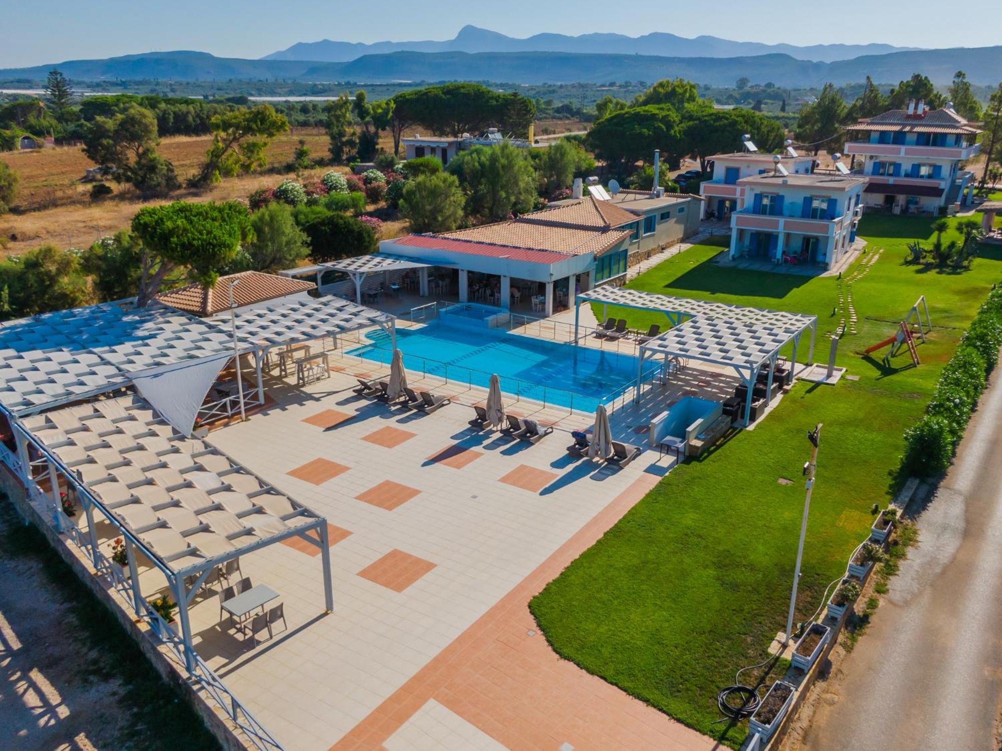 Mesogeios Hotel Marathopoli Eksteriør billede